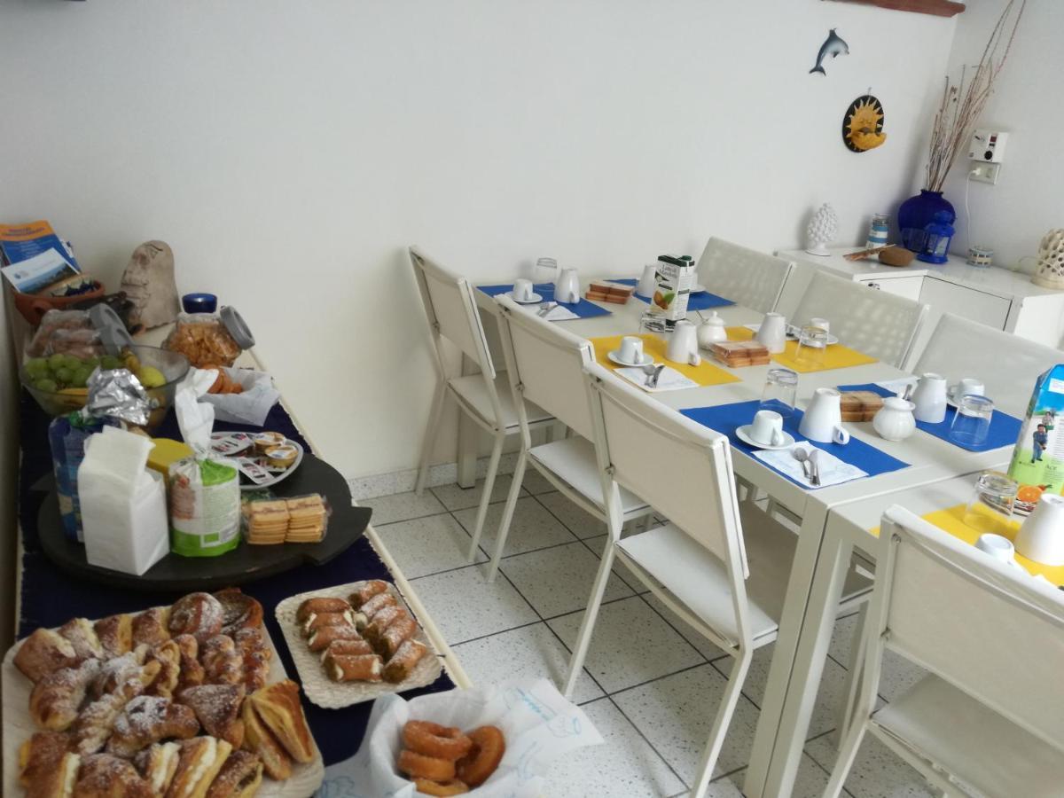 Portopalo Di Capo Passero Mediterranea Guesthouse B&B מראה חיצוני תמונה